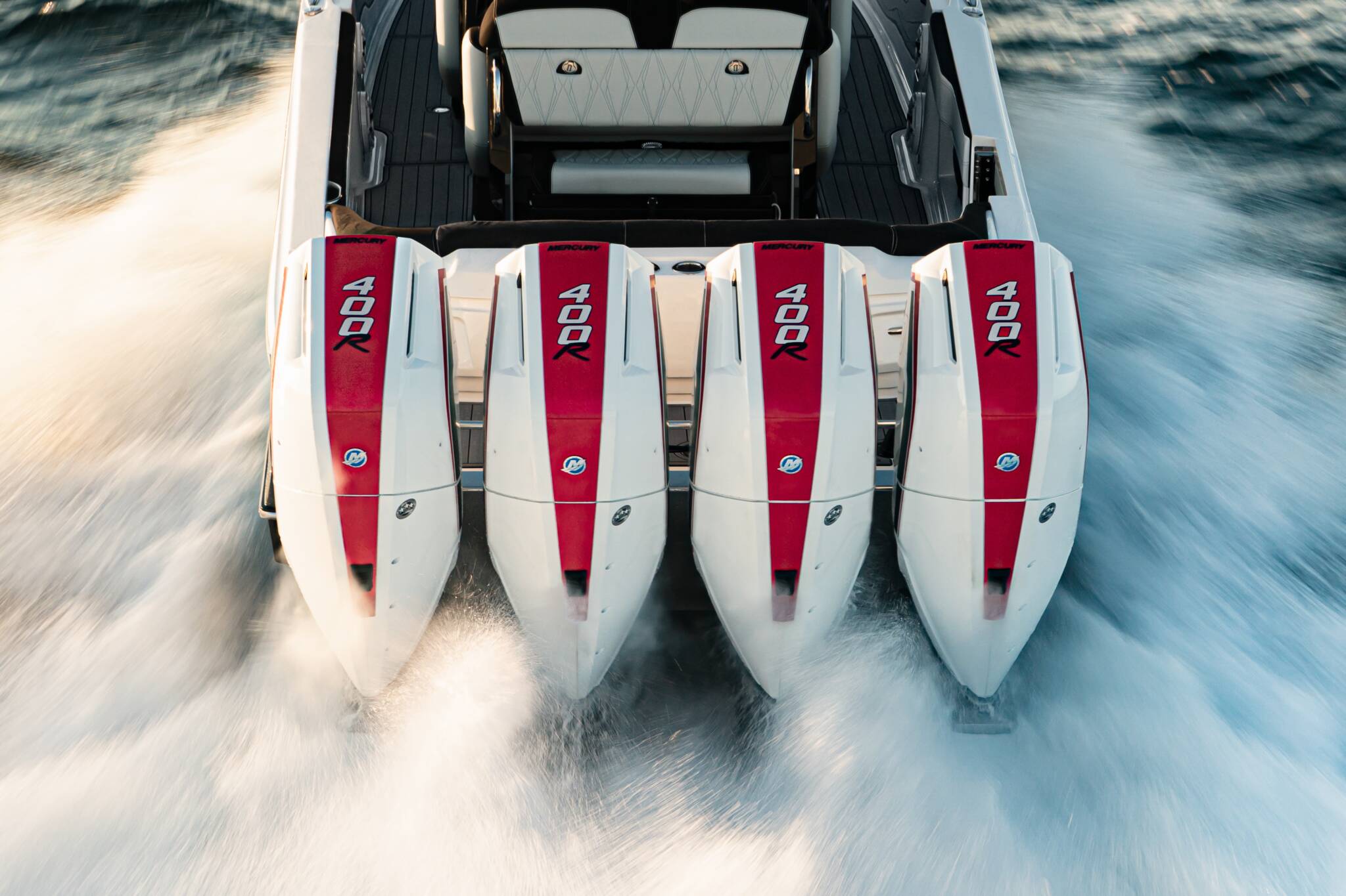 Mercury Racing presenta el fueraborda V10 400R – SKIPPERMAR